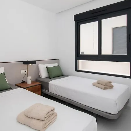 Penthouse Avec Grand Solarium Apartment *