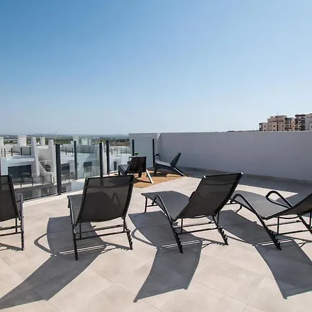 Penthouse Avec Grand Solarium Apartment *